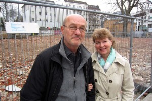 Ehepaar Schierhorn wohnt gegenüber von der Baustelle