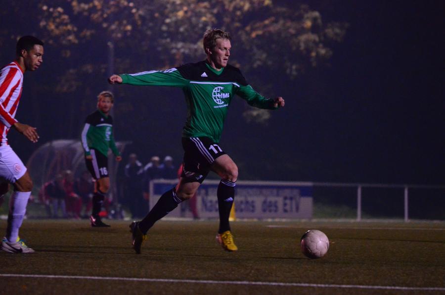 Ex-St.Pauli Stürmer Marius Ebbers geht für VFL 93 in der Landesliga auf Torejagd. Foto Tim Eckhardt