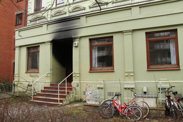Das Haus ist offensichtlich unbewohnbar. Foto: Till Heinsohn