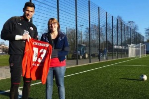Tschauni und Nora vom GWE. Foto: GWE-Frauenfußball.
