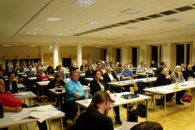 Die Bezirksversammlung traf sich zu ihrer dritten Sitzung nach der Wahl. Foto: Neele Wulff