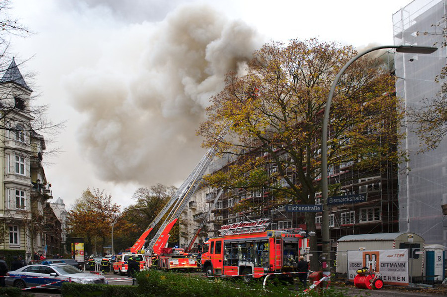 Der Brandort Bismarckstraße Ecke Eichenstraße. Foto: Tim Eckhardt