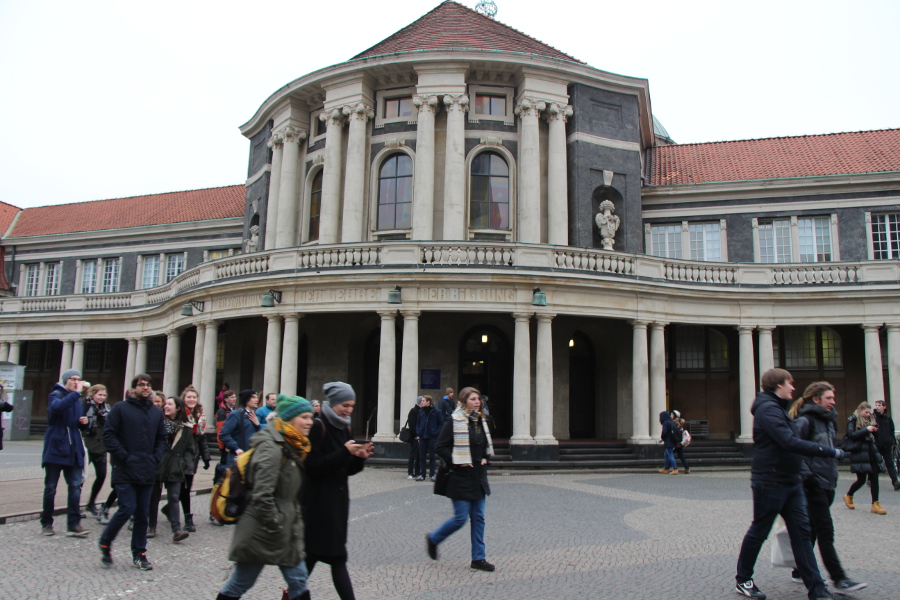 Hauptgebäude der Universität Hamburg. Foto: Katharina Kuhn