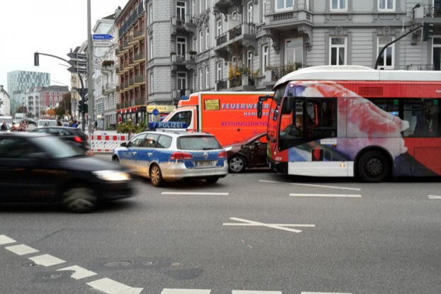 Auf der Grindelallee kam es zu einem Verkehrsunfall. Foto: Eimsbütteler Nachrichten