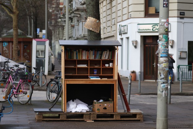 Das Tauschhaus im Stellinger Weg könnte kommende Woche verschwinden. Foto: Fabian Hennig