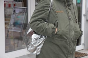 Metallic Farben gehören in diesem Herbst auf unsere Shopping-Liste. Foto: Karoline Gebhardt