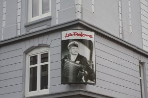 Ein La Paloma auf den blonden Hans. Foto: Harald H. Haase