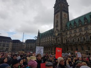 March for Science Hamburg am Rathausmarkt. Foto: Anna Gröhn