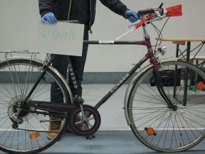 Wer erkennt sein Fahrrad wieder? Foto: Polizei Hamburg