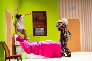 Kammerspiele, Theater, Tour de Farce, Bo Lahola, Caroline Kiesewetter, Tim Grobe