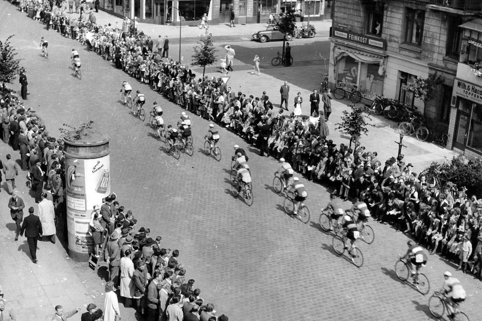 Und noch eine Verfolgungsjagd, 1953.