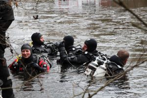 Hamburg Eimsbuettel Tauchen III_Monika Dzialas