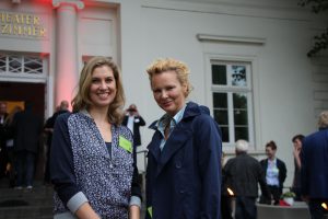 NinaTapken vom Winterhuder Fährhaus und Britta Duah, Intendantin des Winterhuder Fährhaus waren auch unter den Gästen. Foto: Robin Eberhardt
