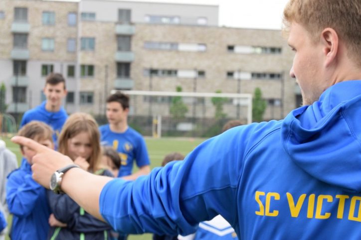 Jugendtrainer/innen im Fußball gesucht Jugendtrainer/innen im Fußball gesucht