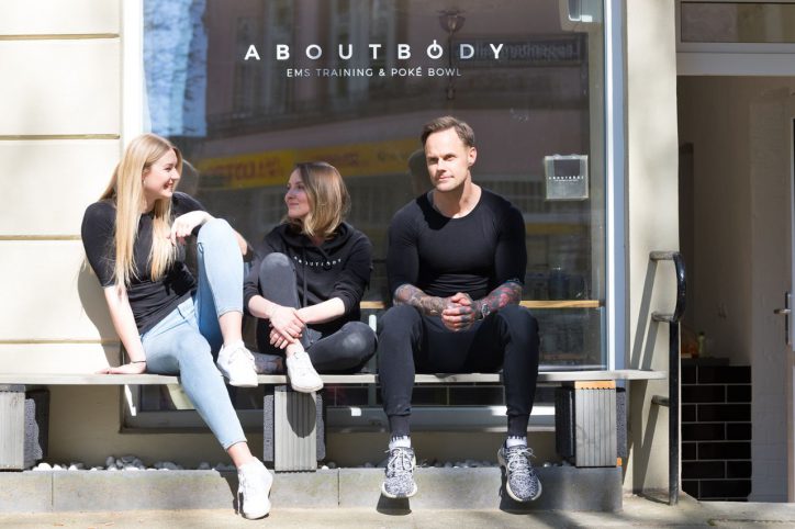 Irina Heinert, Nicole Oparkowski und Martin Wendt eröffnen am 4. Mai ihr neues Geschäft "About Body". Foto: Britta Förster