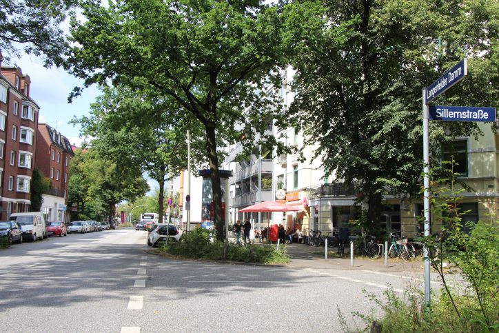 Ab 19. August wird der Langenfelder Damm zwischen Sillemstraße und Müggenkampstraße voll gesperrt. Foto: Catharina Rudschies