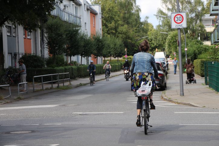 Teile der Högenstraße werden bald zu einer Fahrradstraße. Foto: Catharina Rudschies