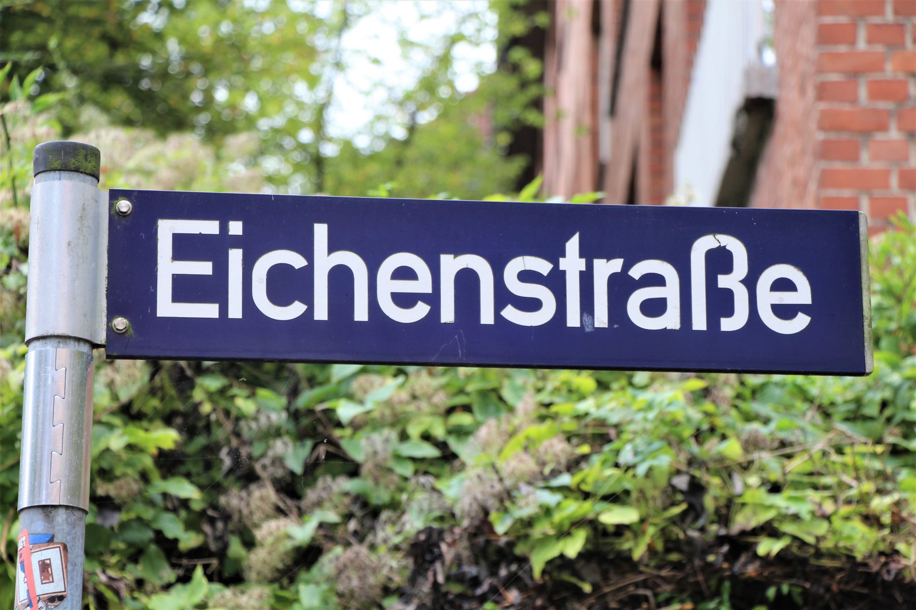 Straßennamen in Eimsbüttel: In der Eichenstraße stand einst die Nervenheilstätte Eichenhain.