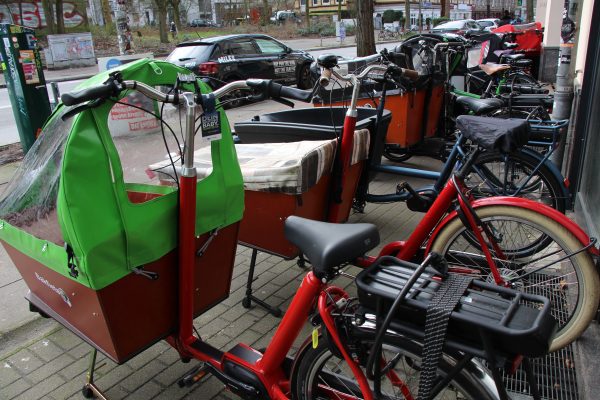 Das Parken von Fahrrädern, Lastenrädern, Anhängern und Dreirädern soll erleichtert werden. Bild: Fabian Sigurd Severin