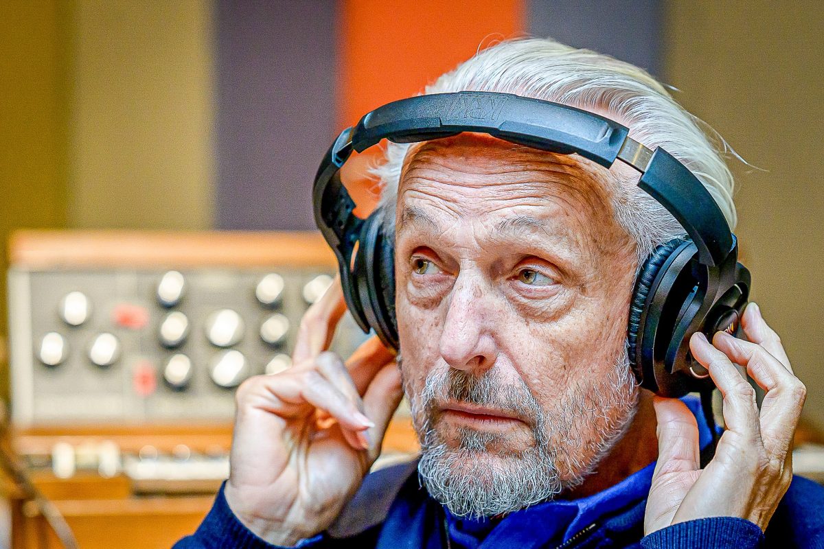 Franz Plasa übernahm in den 90ern das „Chateaue Du Pape“ und taufte die Tonstudios in „Home Studios“ um. Foto: Reiner Wiemers