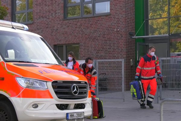 Vier Kinder der Kita mussten nach einem Krankheitsausbruch ins Krankenhaus gebracht werden.