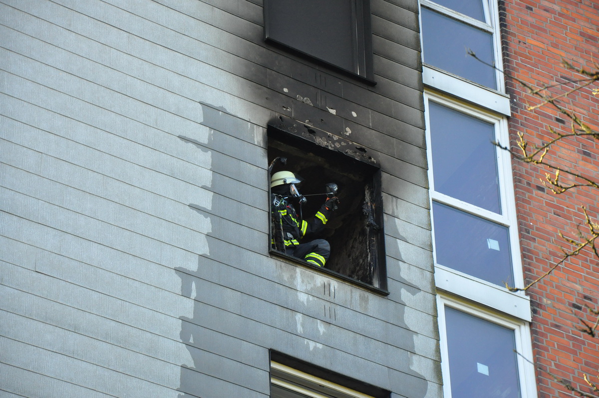 Die Feuerwehr konnte den Brand in der Wohnung löschen.