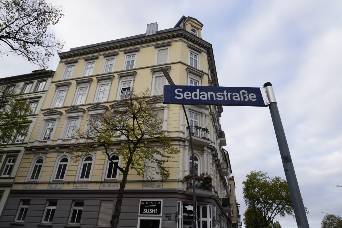 Die Initiative "Sedanstraße umbenennen" möchte die Straße zur Ludwig-Baumann-Straße umtaufen.