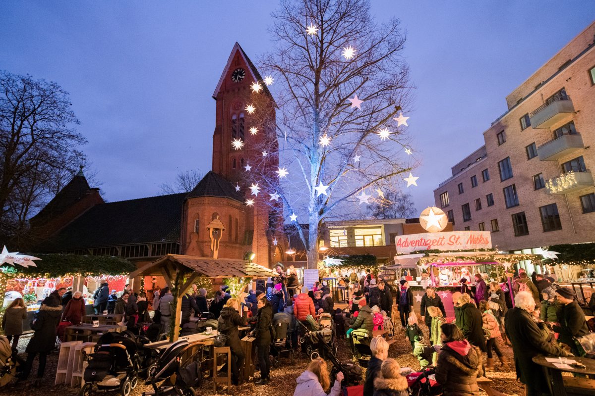 Der Weihnachtsmarkt "Adventszeit St. Markus" öffnet ab dem 24. November die Türen. Wie immer auf dem Kirchplatz der St. Markus Kirche.