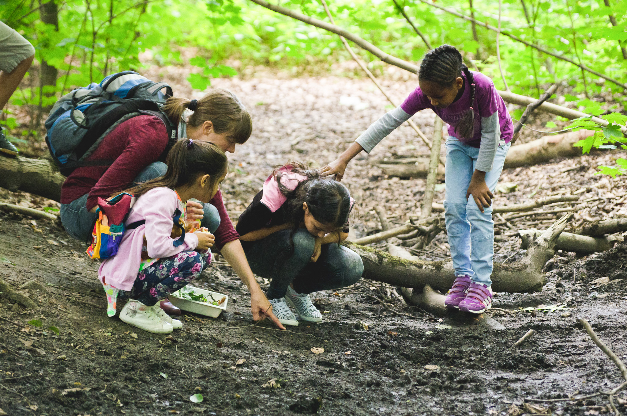 Der eigene Geburtstag ist für viele Kinder der Höhepunkt des Jahres. Um das Chaos zu Hause zu umgehen, kann die Geburtstagsfeier ganz einfach ausgelagert werden: abenteuerlich oder kreativ, drinnen oder draußen – Eimsbüttel hat ein buntes Angebot.