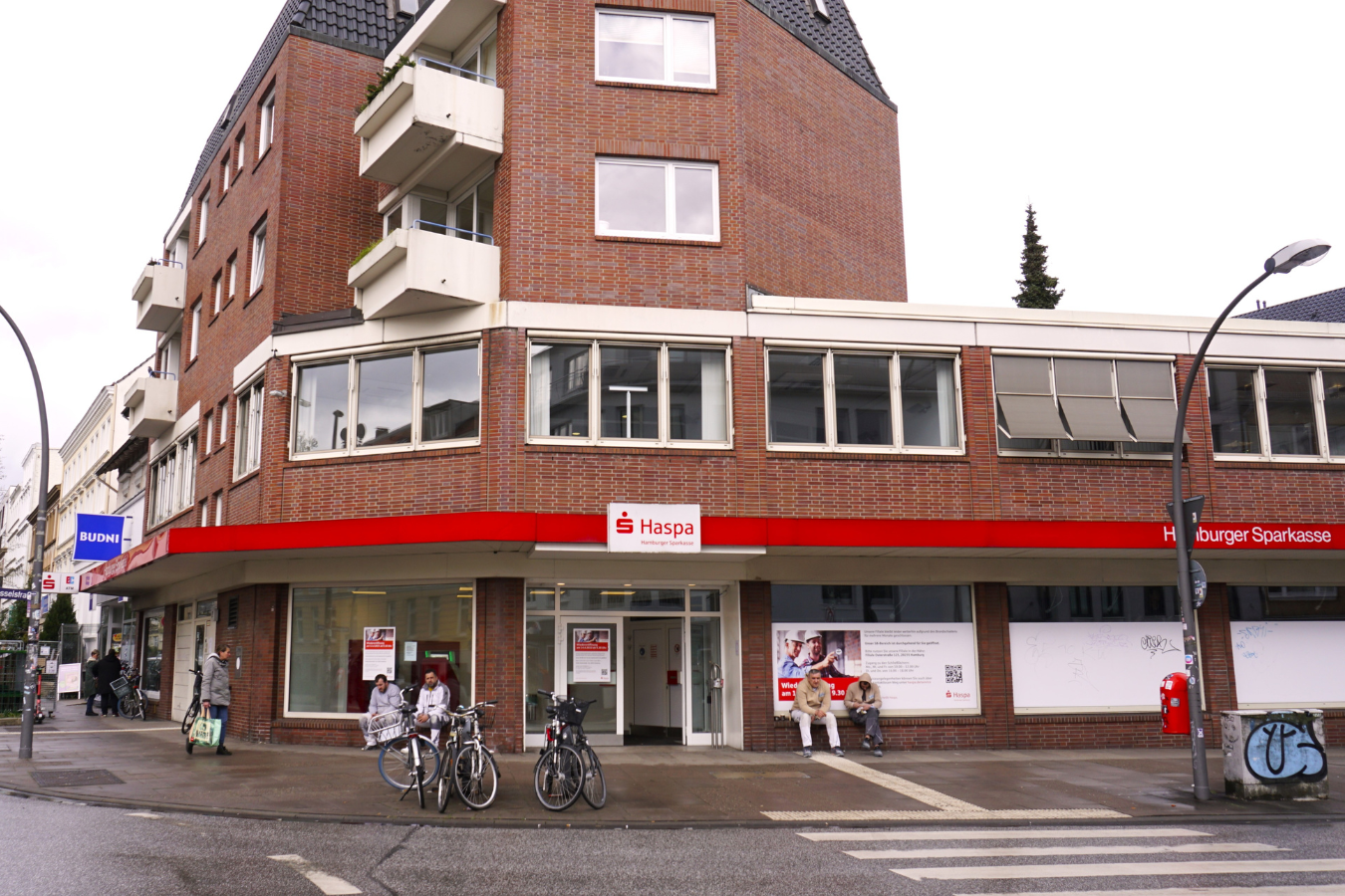 EimsbuettelerNachrichten Beitragbild Meldung Wiedereröffnung HASPA