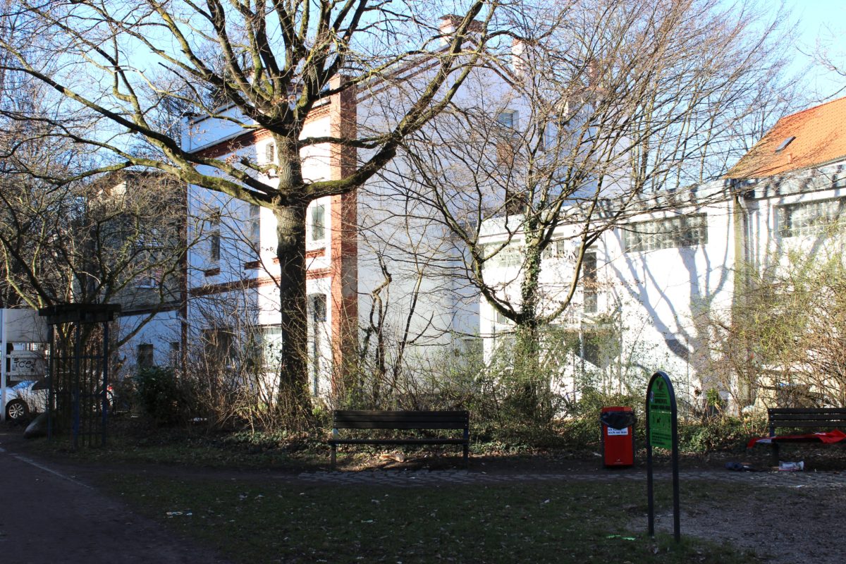 Die Villa Lupi liegt idyllisch am Rande des Henry-Vahl-Parks. Doch die Bewohner trüben das Bild.