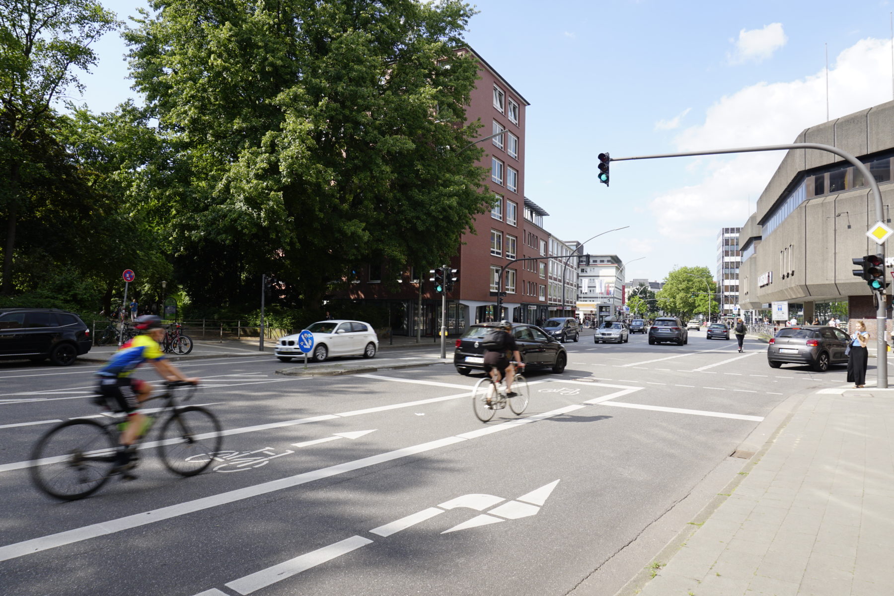 Auf dem Heußweg soll eine 30er-Zone zwischen Fruchtallee und Osterstraße eingeführt werden. Foto: Lena Rosenau