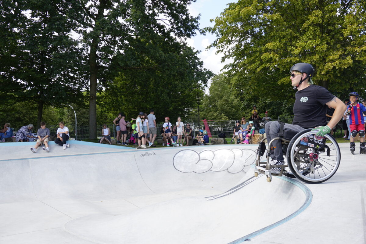 David Lebuser ist mit dem Skatepark in der Lenzsiedlung zufrieden.