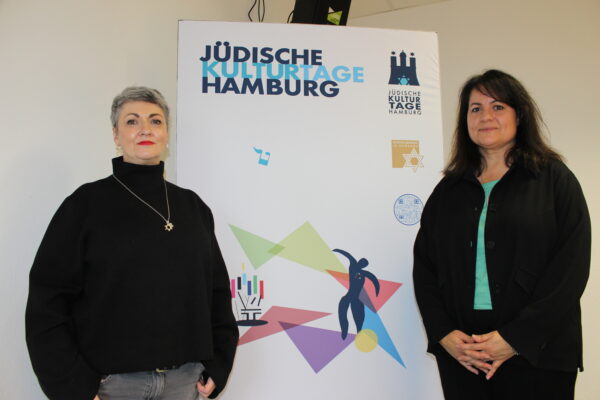 Stefanie Szczupak (links) und Elisabeth Friedler von der Jüdischen Gemeinde präsentierten das Programm der Jüdischen Kulturtage.