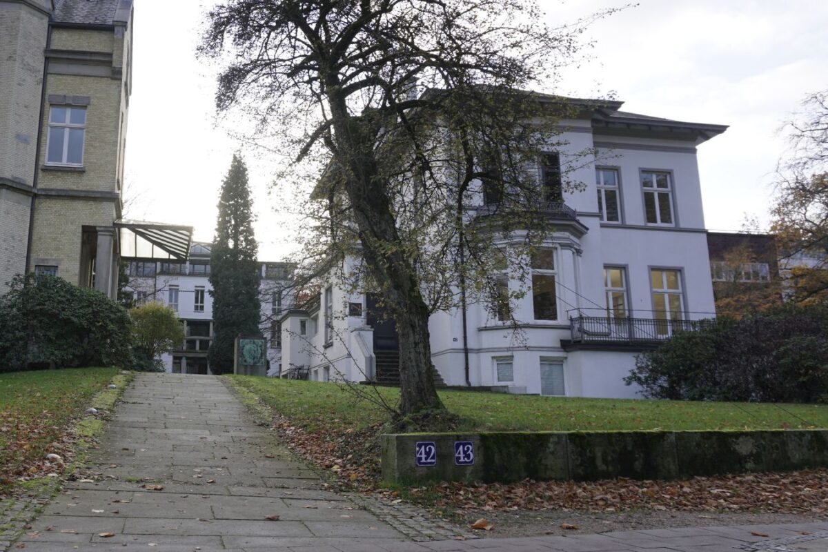 Der Sitz des Jahreszeiten Verlags im Havestehuder Weg 42. Foto: Lilly Palmbach