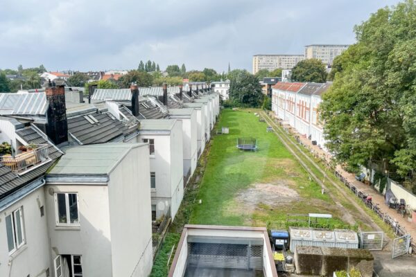 Die Projektentwicklungsgesellschaft plant auf dieser Fläche neun Stadthäuser. Archivfoto: Julia Haas