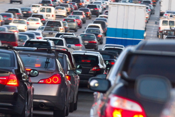 An der A7 in Schnelsen kommt es ab Sonntag, den 21. bis Freitag zu nächtlichen Sperrungen. Foto: Canva