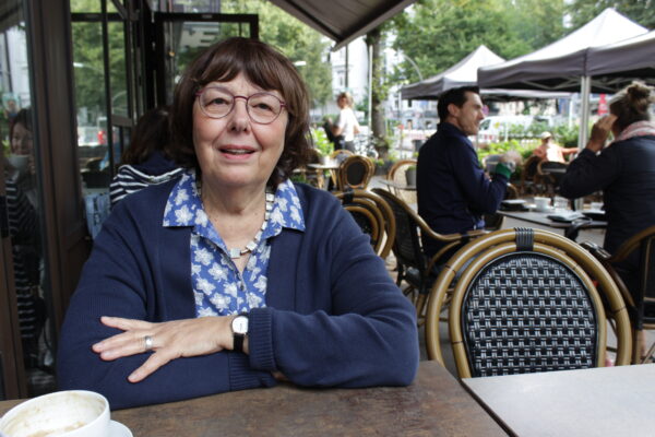 Inge Mandos setzt sich über die Salomo-Birnbaum-Gesellschaft für den Erhalt der jiddischen Sprache und Kultur ein.
