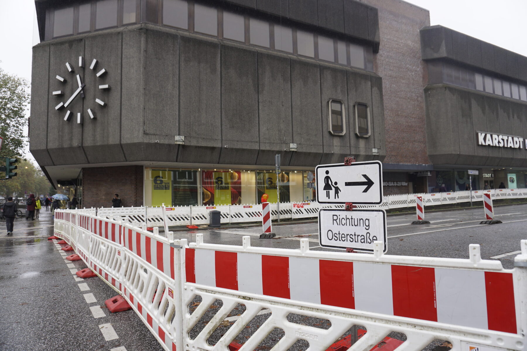 Die Hamburger Energiewerke bauen eine Fernwärmeleitung durch Eimsbüttel. Foto: Benedikt Hojenski