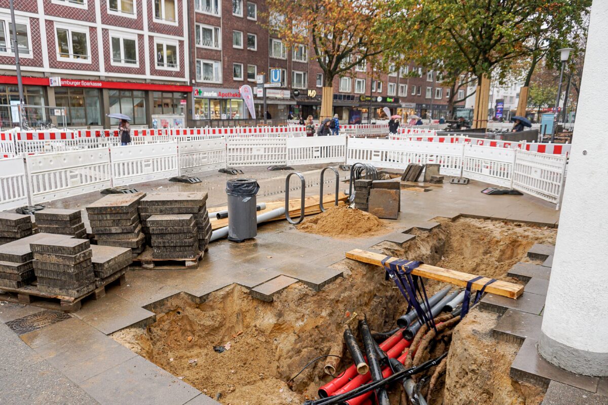 Für den Ausbau des Fernwärmenetzes wird an der Osterstraße gebaut. Archivfoto: Benedikt Hojenski