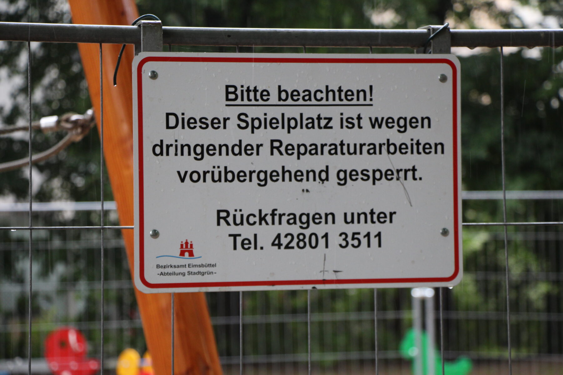 Das Bezirksamt hat für die Sanierung des Spielplatz Brockmannsweg ein Beteiligungsverfahren gestartet. Symbolbild: Robin Eberhardt