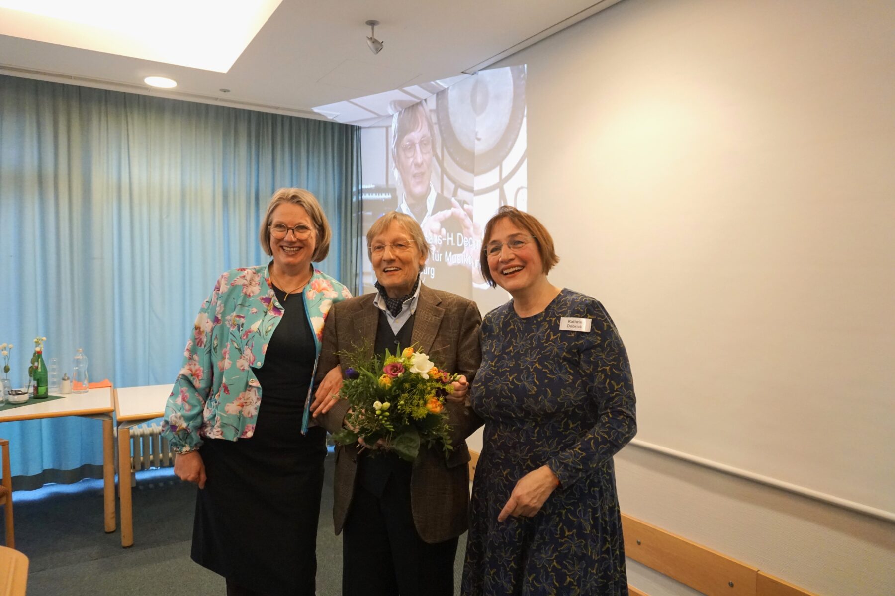 In der Pflegeeinrichtung Diesterweg Stiftung wird gesungen – für die Gesundheit der Bewohner. Foto: Alexis Milne