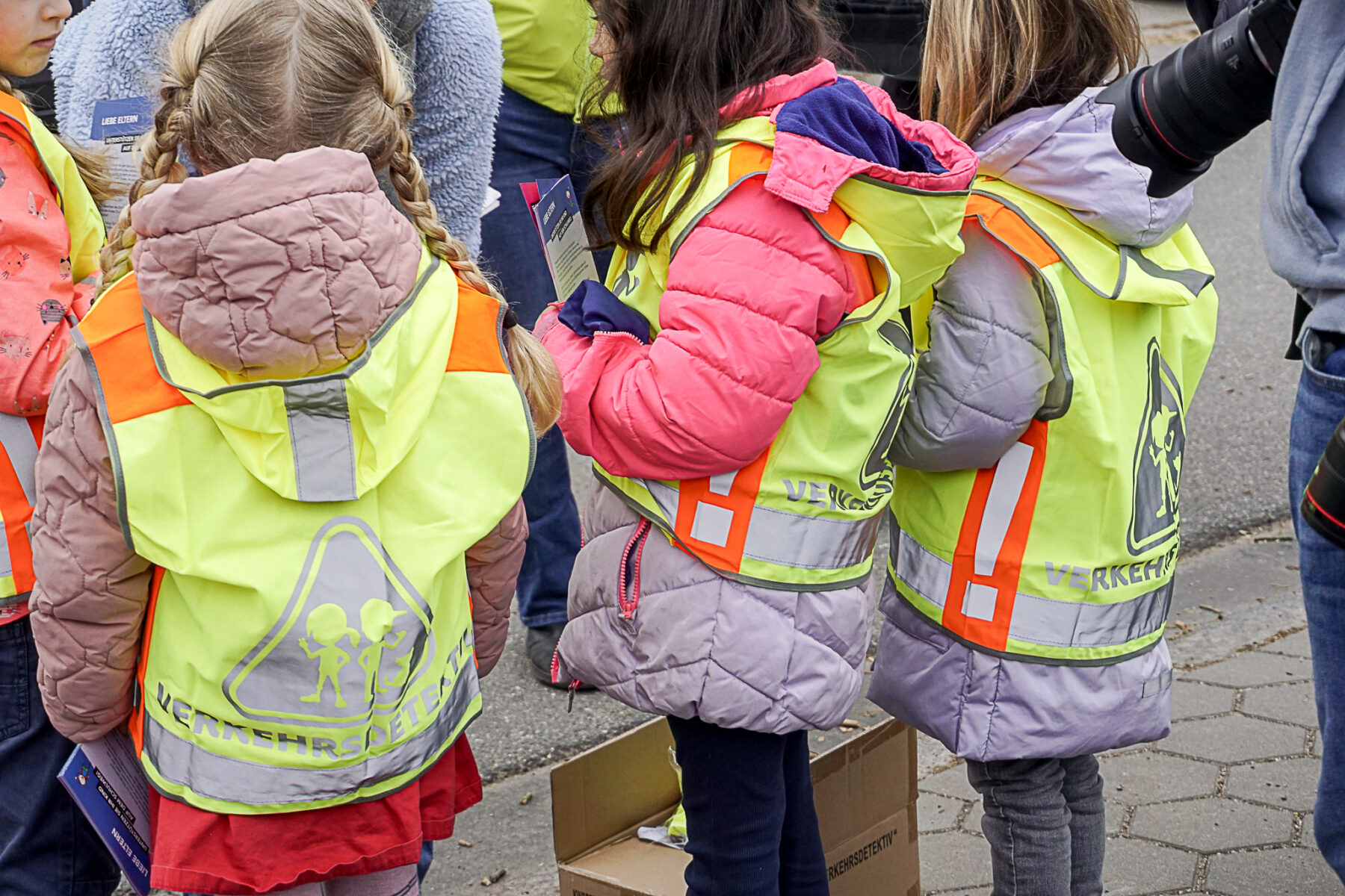 Drei Wochen lang finden verschiedene Aktionen an Hamburgs Schulen statt. Das Ziel: weniger Elterntaxen. Foto: Ella Schinkel