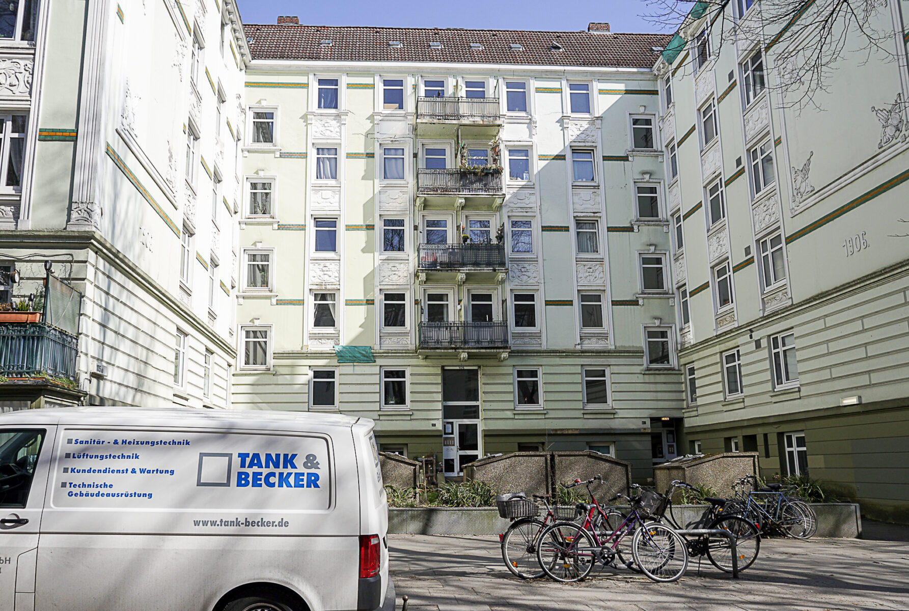 In der Wrangelstraße tut sich etwas. Erste Sanierungsmaßnahmen sind gestartet. Foto: Ella Schinkel