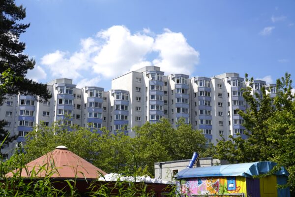 Der Blick vom Bürgerhaus auf die Lenzsiedlung. Foto: Hanna Anthonisen