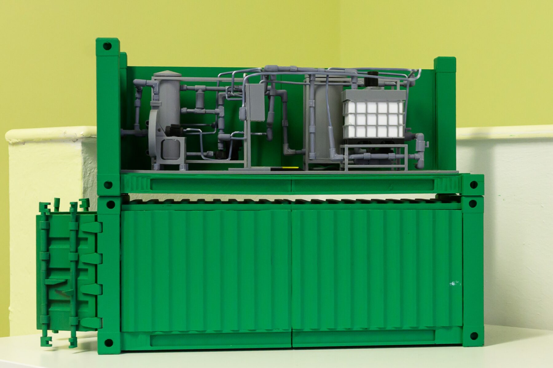 Eine neue Maschine für den Klimaschutz: So sehen im Modell die Reaktoren aus, mit denen CO2 aus der Luft gebunden werden soll. Foto: Rainer Wiemers