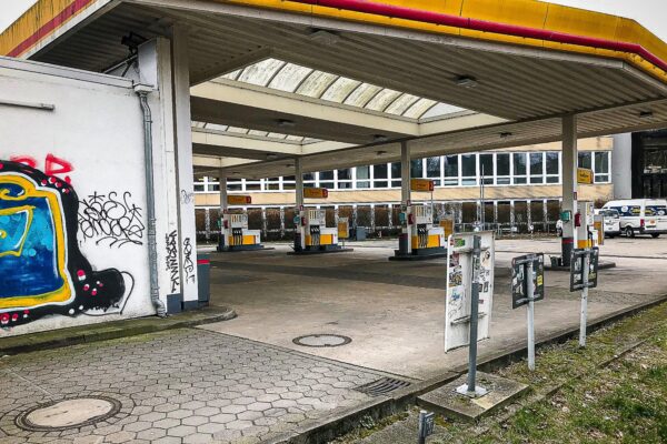 Bei dem Überfall auf eine Eimsbütteler Tankstelle wurde ein niedriger Geldbetrag erbeutet. Archivfoto: Christian Litz
