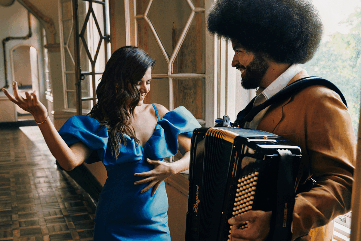 Sängerin Mariana Aydar (45) und der Akkordeonspieler Mestrinho (37)