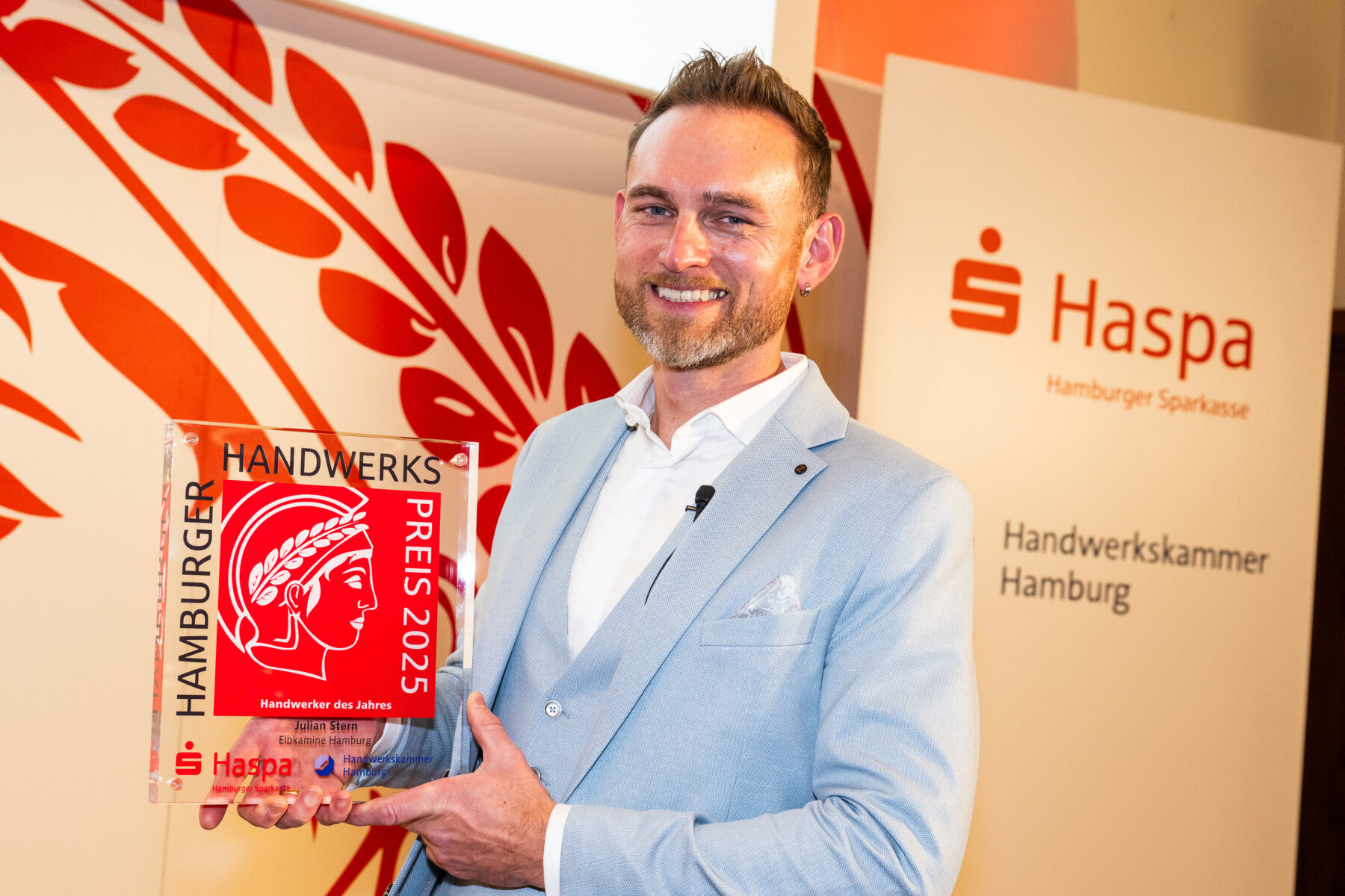 Julian Stern ist Kaminbauer. Foto: Romanus Fuhrmann