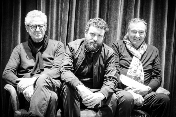 Michel Rodzynek (rechts) moderierte das Pressegespräch mit Michael Batz (links) und Giorgio Paolo Mastropaolo (Mitte). Foto: Julia Haas